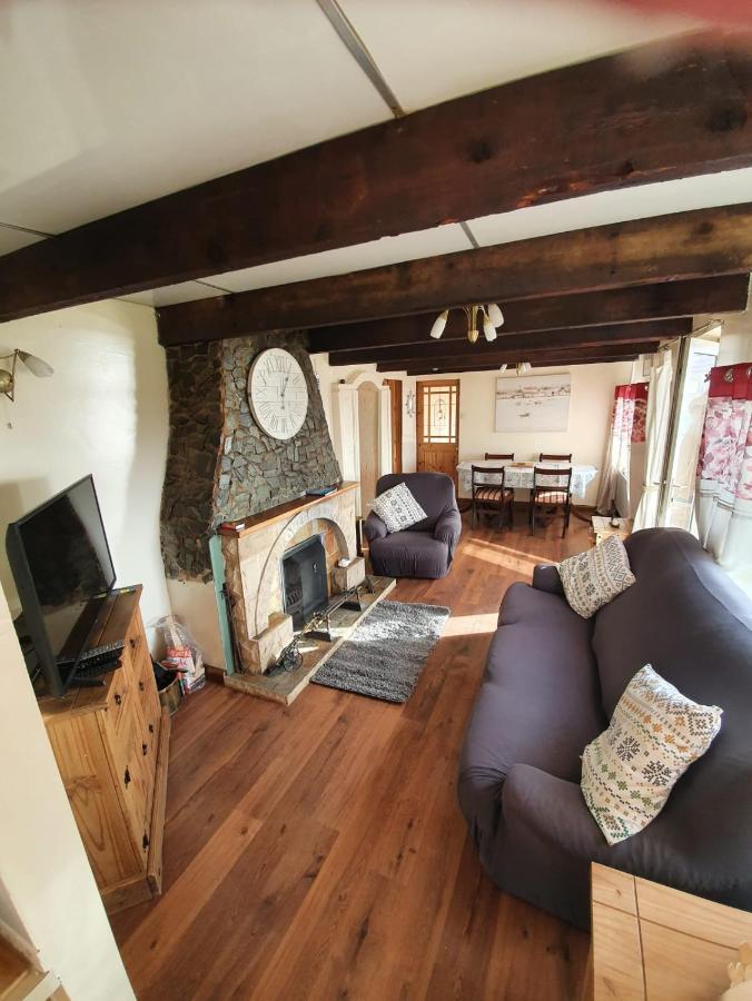 Mona Villa Holiday Home Caulderton Extérieur photo