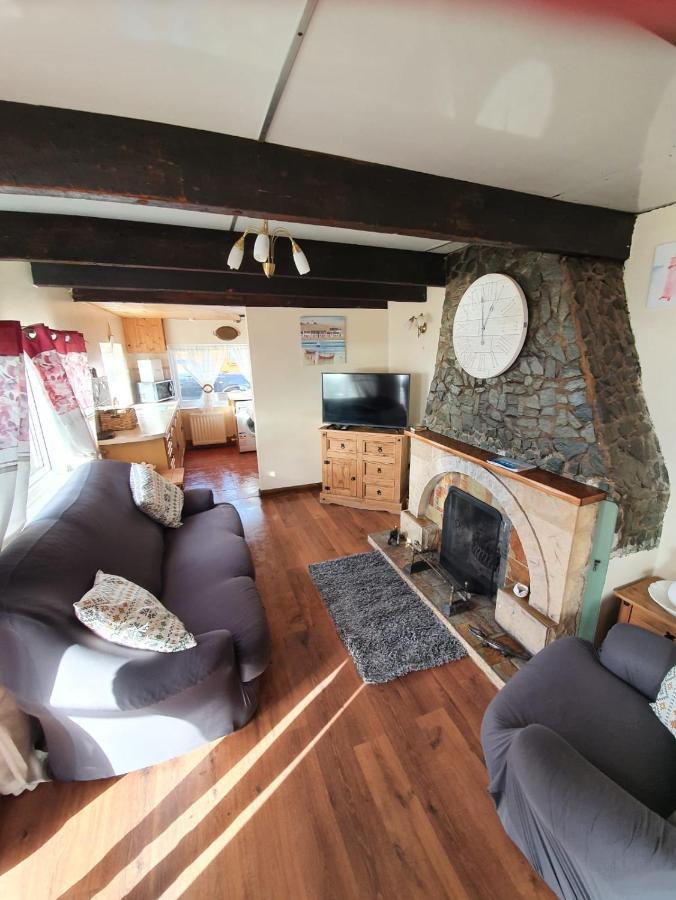 Mona Villa Holiday Home Caulderton Extérieur photo
