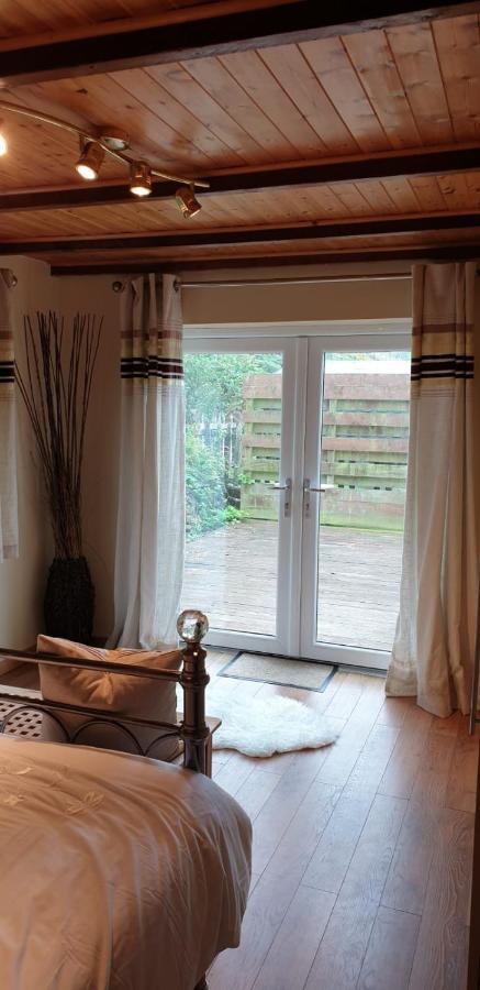 Mona Villa Holiday Home Caulderton Extérieur photo